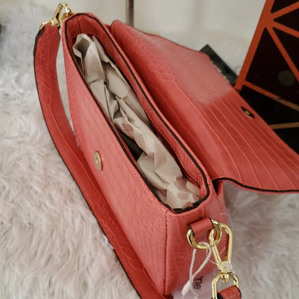 Liz Claiborne Keates Flap Shoulder Bag New w Tag